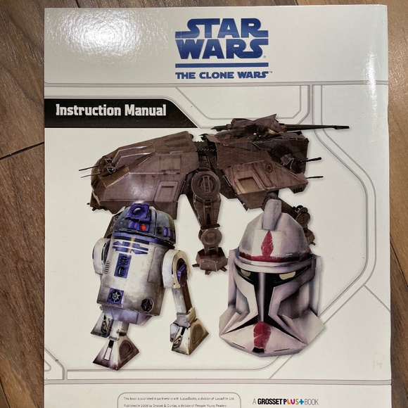 "Star Wars: The Clone Wars" Paper Model-Making Kit Book & Kit - Picture 10 of 11